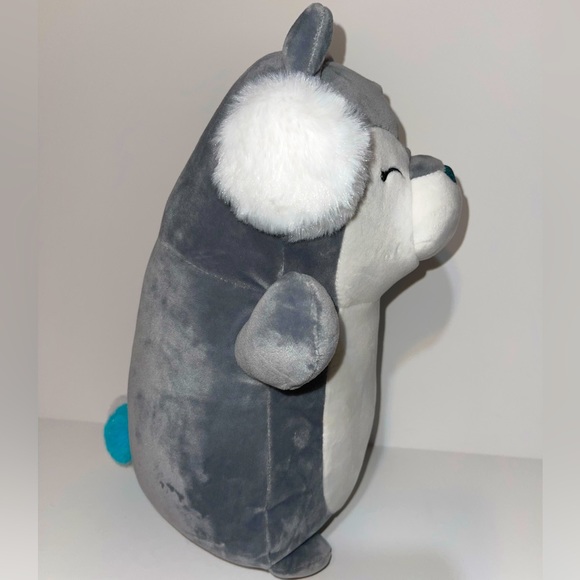 Heidi the Husky 12" Christmas Hugmee Squishmallows! - Picture 5 of 5